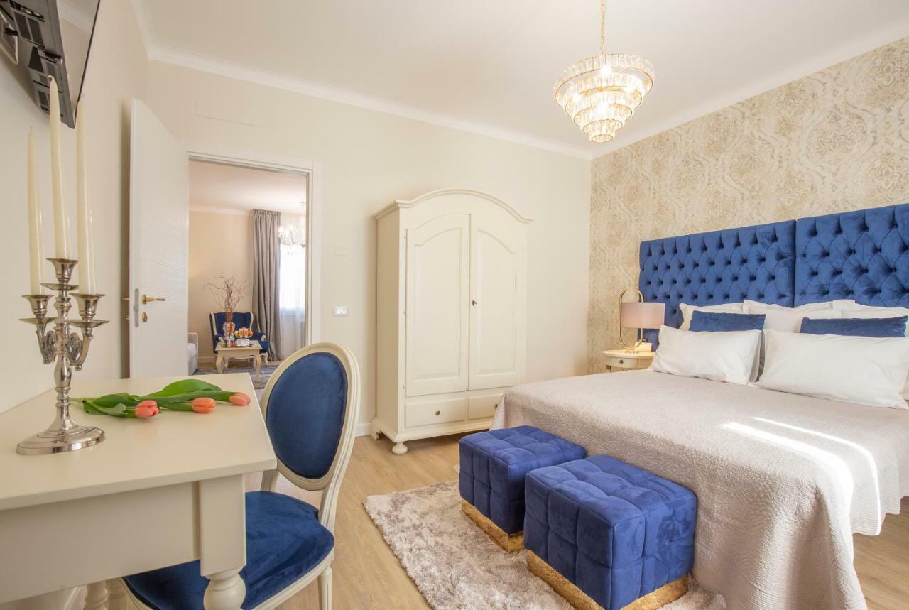 Crys: Apartments, Holiday, Business, Blu Vérone Extérieur photo